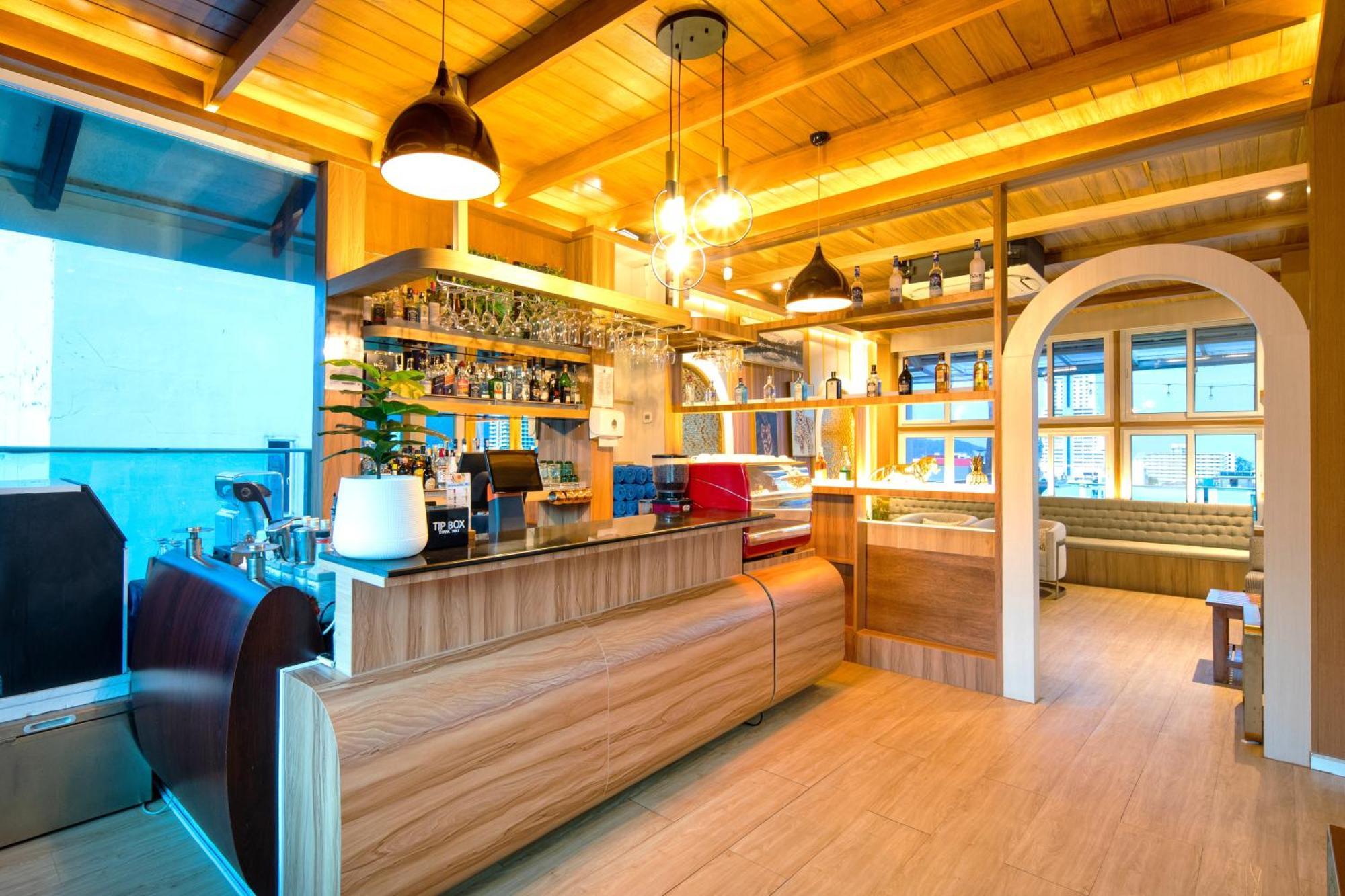 Sira Grande Hotel & Spa Patong Εξωτερικό φωτογραφία